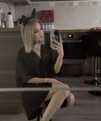 👠
🔥 Мои услуги - это полный релакс и наслаждение, которые ты заслуживаешь. Все, что ты мечтаешь испытать, я сделаю для тебя. 💋
☑️ Мои опыт и нежные руки оставят тебя в полном восторге. Я знаю все техники массажа и с удовольствием помогу тебе расслабиться и забыть о повседневных проблемах. 🌟
📸 Фото в моем профиле позволяют тебе увидеть мою прекрасную внешность и сексуальную фигуру. 💃
💫 Все мои гости остаются довольными и возвращаются ко мне снова и снова. Прочитай отзывы и узнай, какие эмоции и впечатления тебя ожидают. 💯
🏙️ Так что, дорогой, если ты хочешь провести незабываемое время в Москве, я жду тебя. Не упусти шанс испытать самые приятные моменты вместе со мной. ❤️ Мария